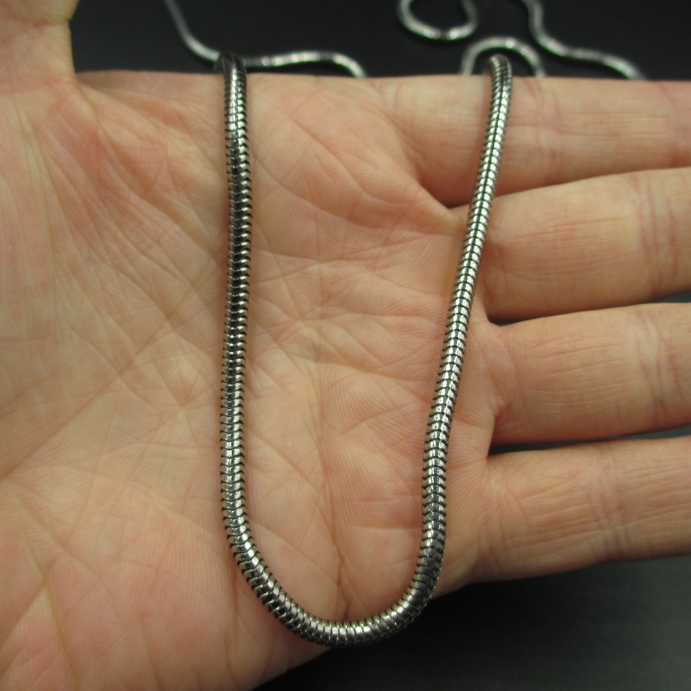 Vintage Silver Tone Stylish Long Necklace - Picture 3 of 5